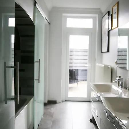 Dom wakacyjny Maison Avec Jacuzzi 5ch Verviers